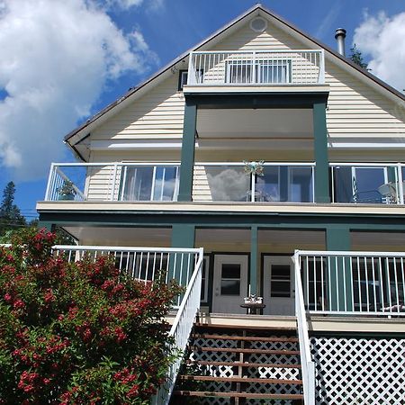 Willow Point Beach House Bed & Breakfast Nelson Exterior photo